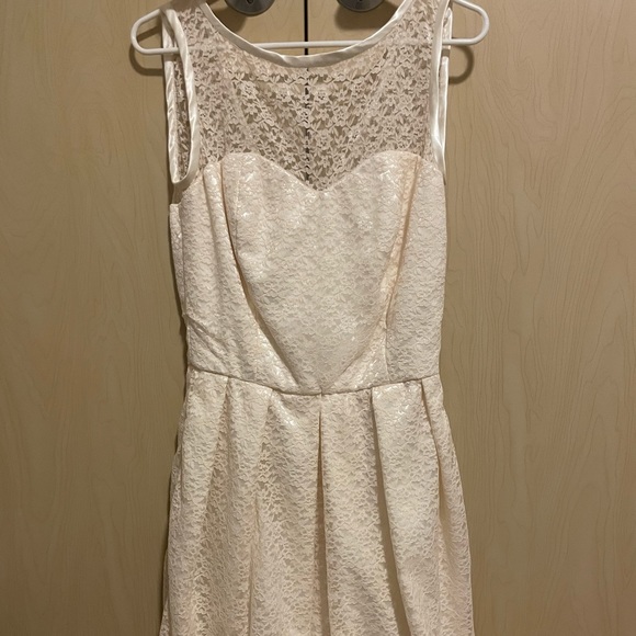 White Lace Mini Dress - Picture 1 of 2